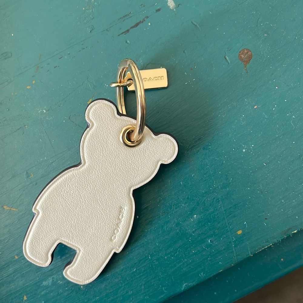NWT Coach bear bag charm /keychain - Style No. CF156